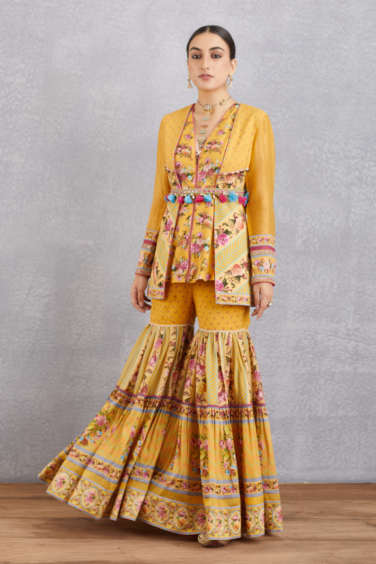Sunehra Haniya Jacket – Torani India