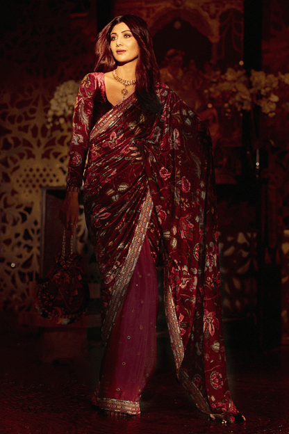 Shilpa Shetty Kundra in our Gudhal Makhmal Pallu Sheesha Revathi Saree Set